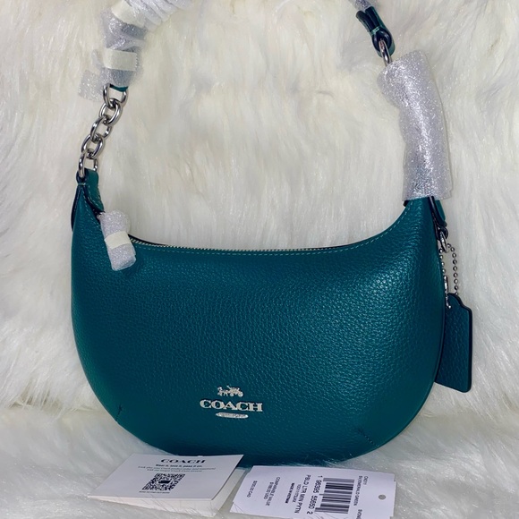 Coach - Picture 12 of 13